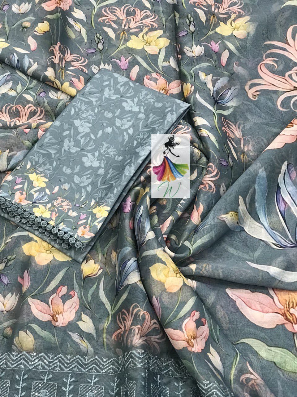 Jullitte - Womantra Styles Pvt Ltd