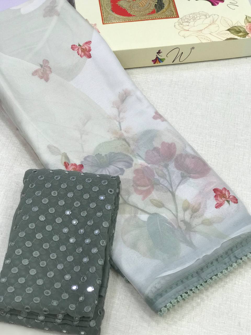 Saavy - Womantra Styles Pvt Ltd